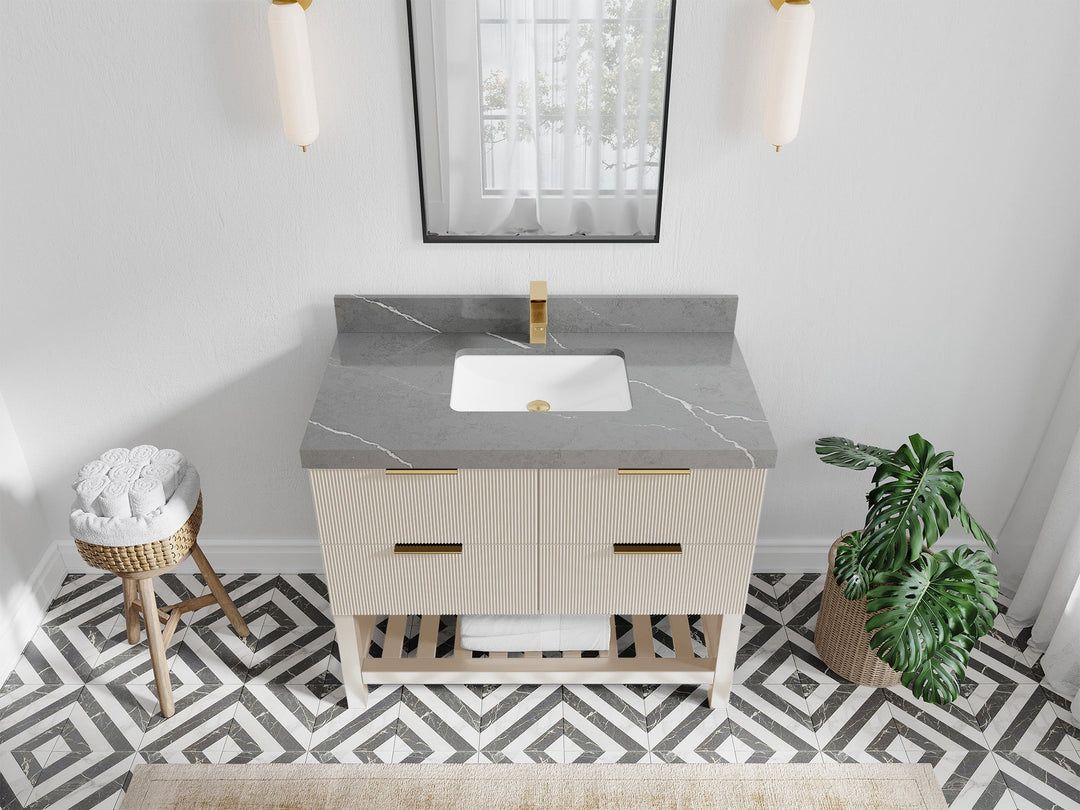 Catalina 42 in. W x 22 in. D Single Sink Bathroom Vanity in Fine Grain with 2 in Piatra Gray Quartz Countertop Top View